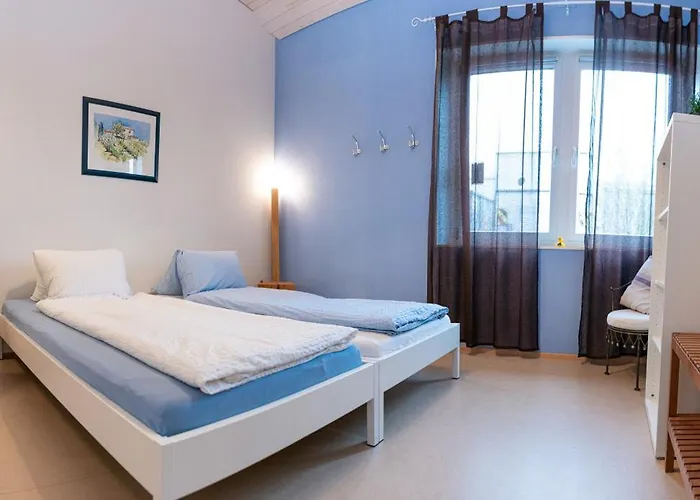 Bed & Breakfast Entensee